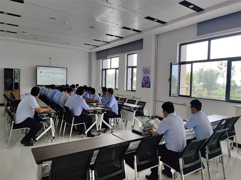 “兩優(yōu)一先”事跡丨運維分公司小保當智維中心黨支部：筑堅強堡壘 促企業(yè)發(fā)展.jpg